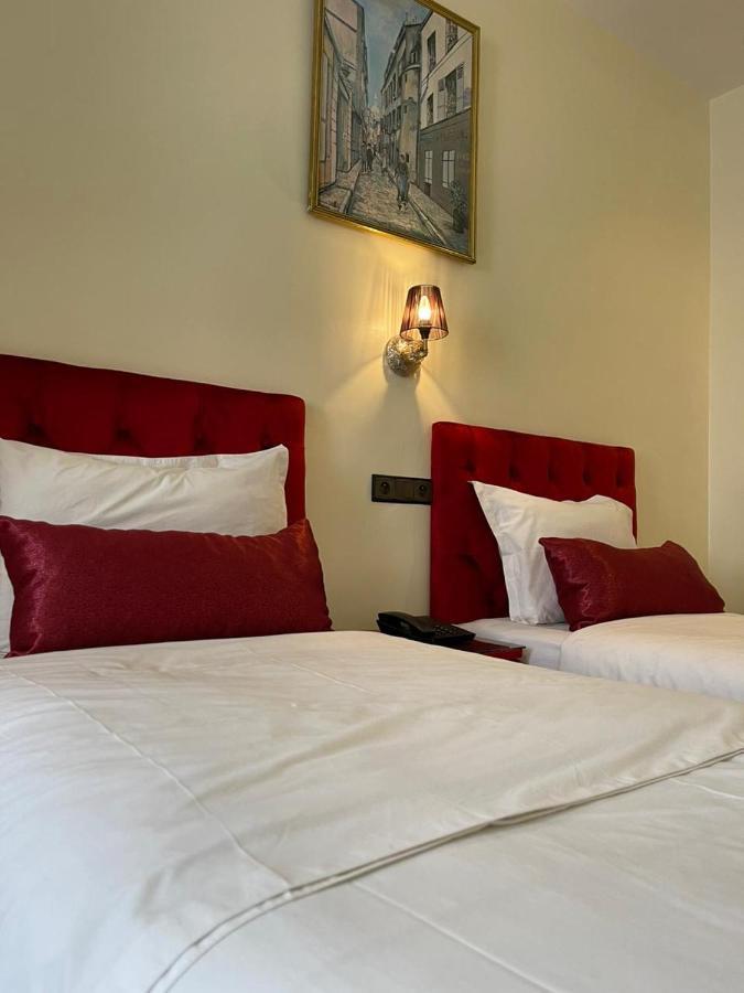 Astoria Hotel